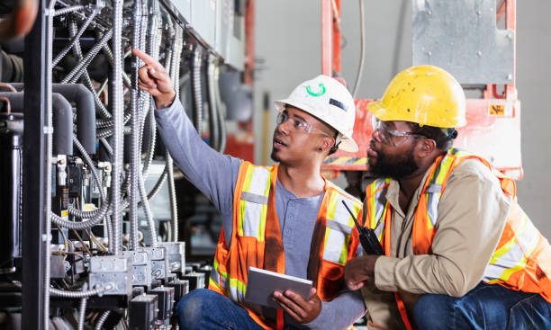 Best Local Electrician Companies  in Camden, TN